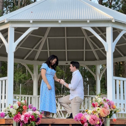 FRIDAY 20TH MAR - 'Golden Hour' Pick-Your-Own Bouquet Experience